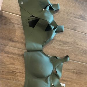Lululemon Enlite bra NWT. 36C
